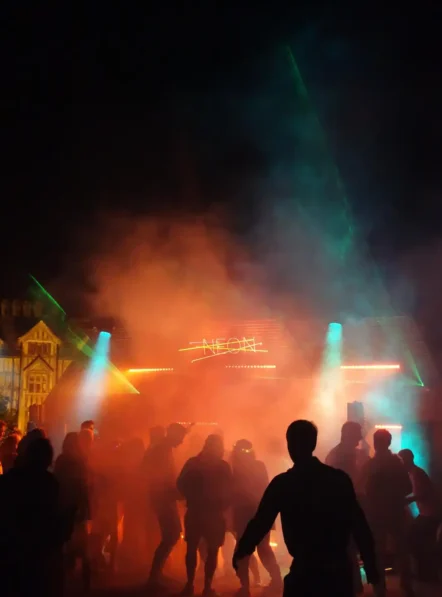 neon-party-night